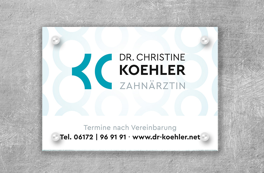 Zahnarztpraxis Dr. Christine Koehler in Bad Homburg, Beschilderung